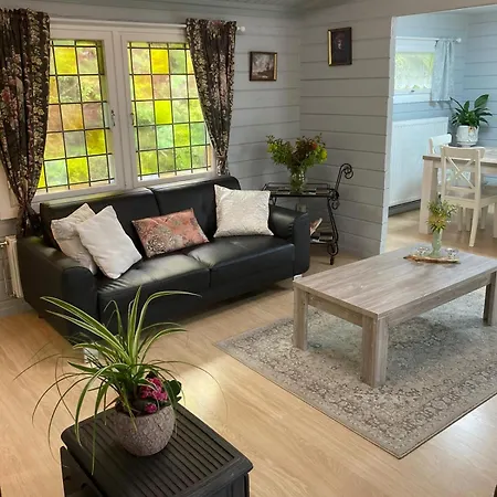 Le Vieux Pres Holiday home *